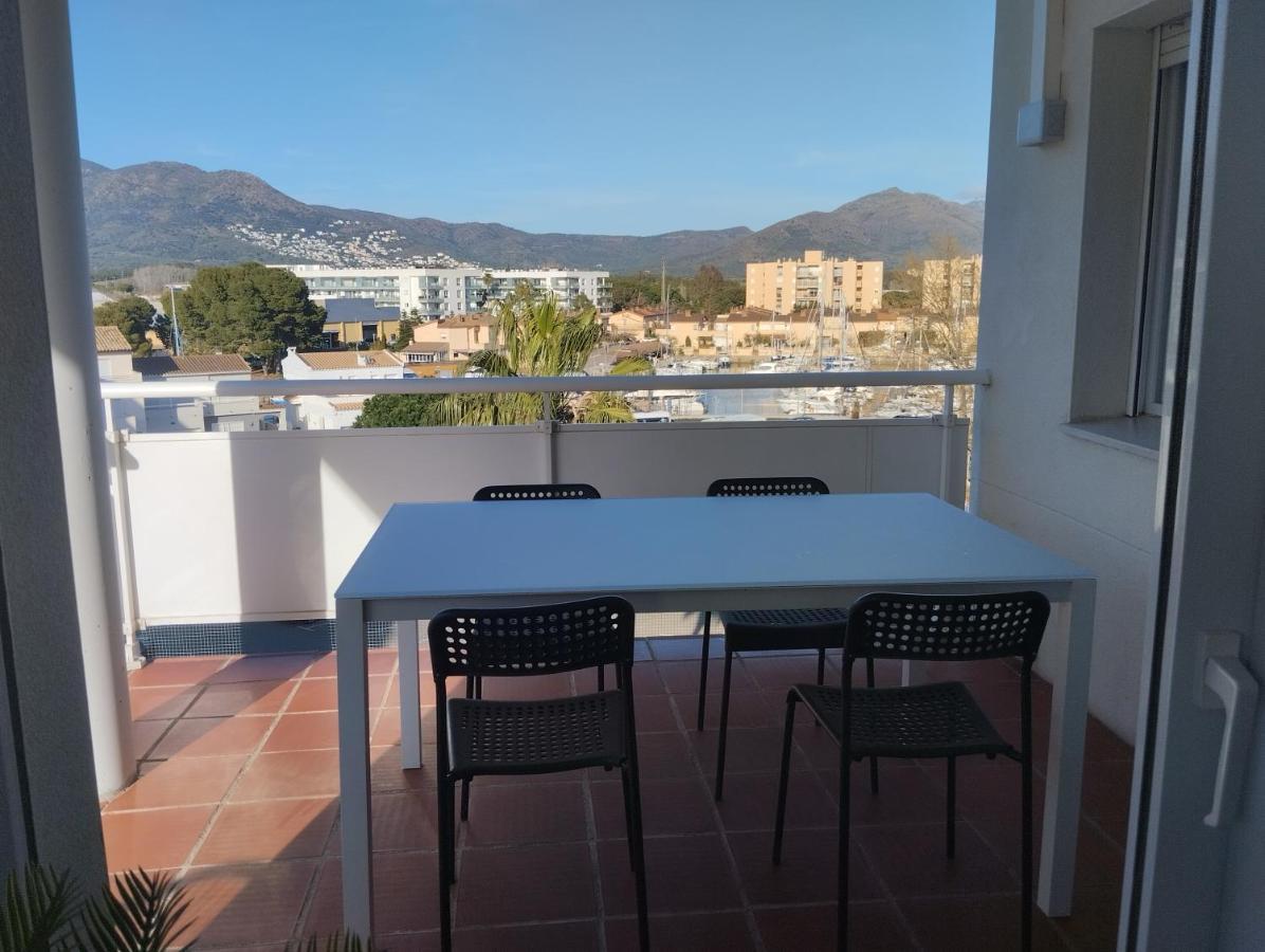 Atico Of 3 Rooms, Total 130M² Just For You With A 60 M² Terrace, Swimming Pool, Mountain And Marina View. 罗萨斯 外观 照片